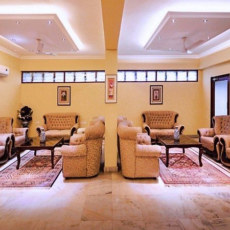 Hotel Genx Banjara Hill 1589 Hyderabad Exterior foto