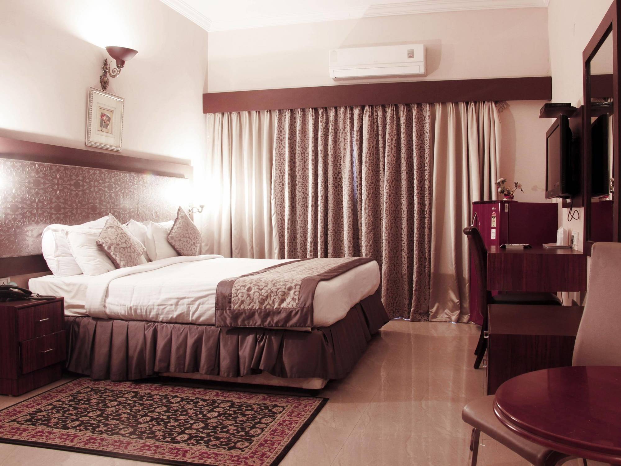 Hotel Genx Banjara Hill 1589 Hyderabad Exterior foto